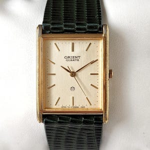 Canotta Orient Vintage anni '90, design iconico