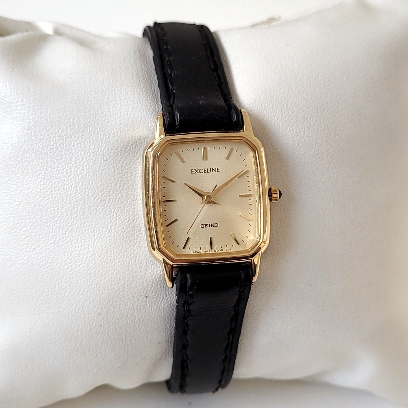 Vintage Seiko Exceline Tank for Ladies 90s Unique - Etsy