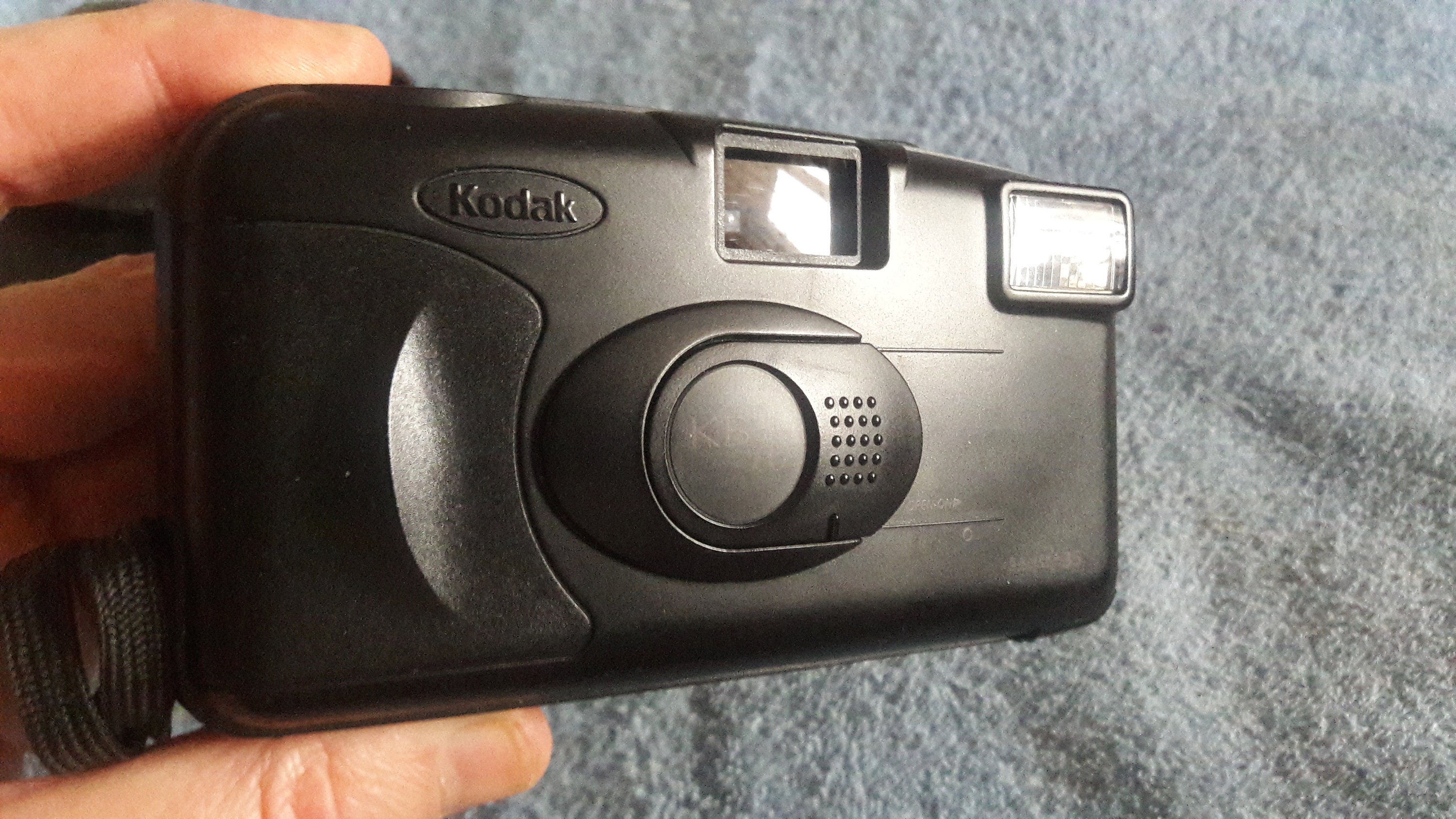 Buy Kodak Kb-10 35 Mm Film Camera Online in India 