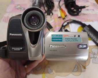 Camcorder Panasonic NV-GS25gc. miniDV/SD card. In working order. Madein Japan.