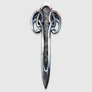 Large Knot Kilt Pin