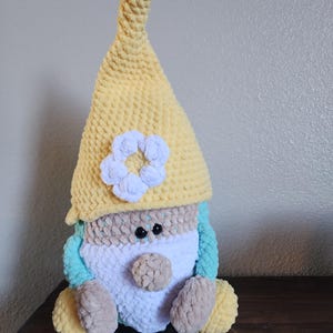 Häkelwichtel, Frühlingszwerg, Osterwichtel, Plushie, Kuscheltier, Amigurumi, Geschenke für Kinder, Geschenke für Freunde