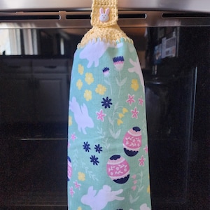 Easter Bunny Hanging Kitchen Towel: Crochet Cotton Topper