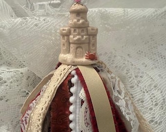 Borla de castillo de arena hecha a mano, adorno de cerámica con forma de agitador, borla de agitador reutilizada, adorno caprichoso