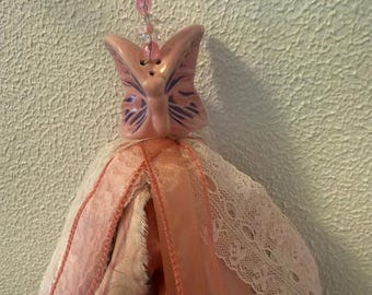 Adorno de borla para salero con forma de mariposa hecho a mano, adorno de cerámica reciclada