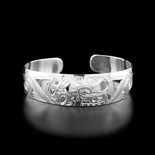 Canadian First Nations, Hand Carved Sterling Silver Large Otter Cuff Bracelet, Indigenous Native Jewellery, Kwakwaka'wakw