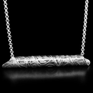 Premières nations du Canada, pendentif spirale horizontale orque en argent sterling sculpté à la main, bijoux autochtones, salish du littoral