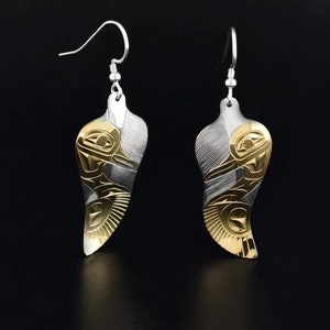 Canadian First Nations, Hand Carved Sterling Silver and 18K Gold Heron in Feather Earrings, Indigenous Native Jewellery, Tlingit