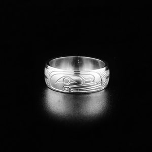Canadian First Nations, Hand Carved Sterling Silver 1/4&quot; Orca Ring, Indigenous Native Jewellery, Coast Salish