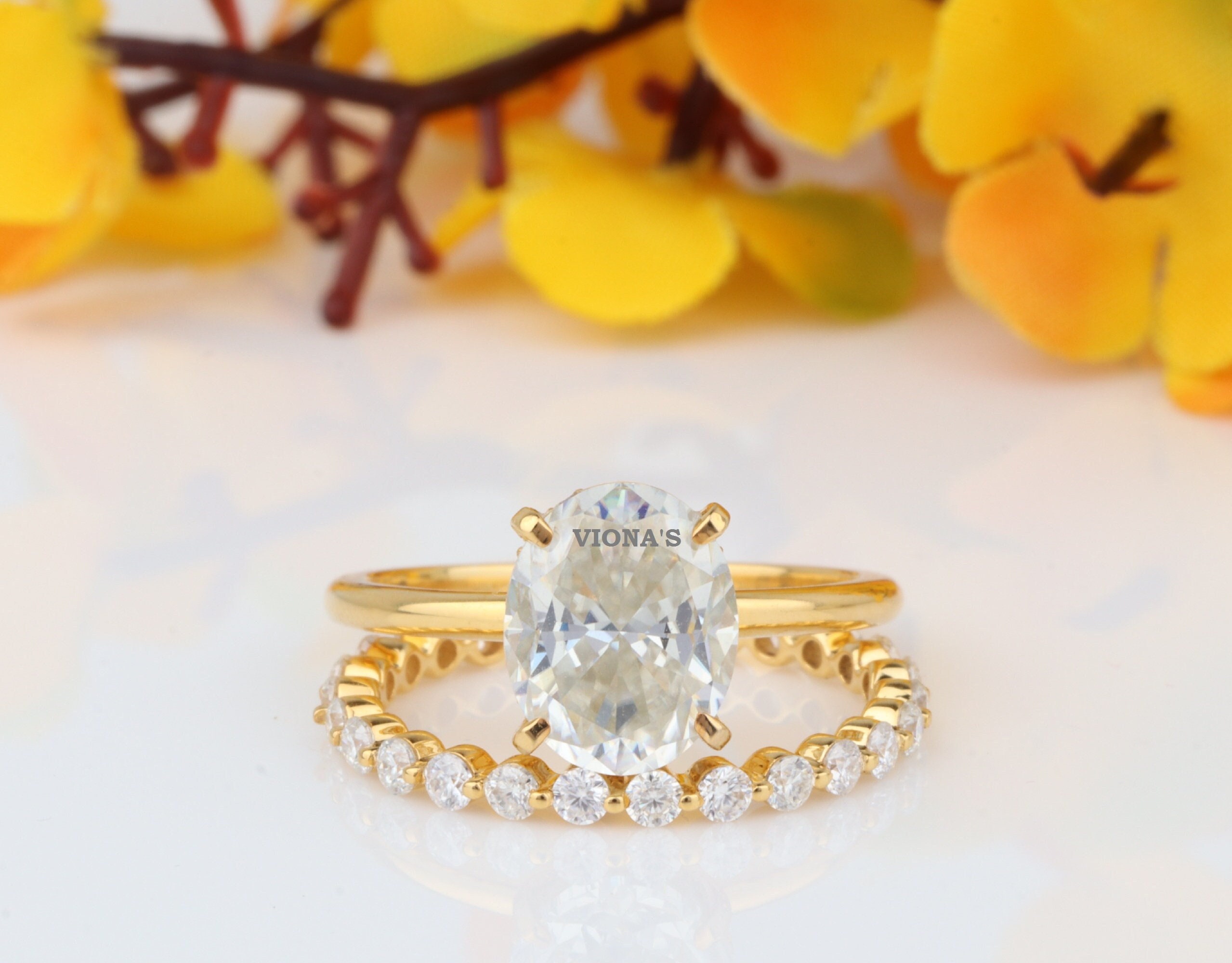 Oval Cut Moissanite Engagement Ring Set 18k Gold Wedding Ring Set Round ...
