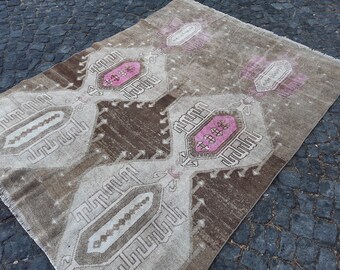 Stunning Morocco rug 5.3 FTx7.1 FT - Moroccan Berber Carpet - Berber rug - Beni Ourain carpets - 5x7 Oversize rug - Beni Ouarain / OVR042
