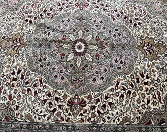 Oversized Vintage Oushak Rug: Muted Turkish Wool Carpet (6&#39;4&quot;x9&#39;3&quot;)