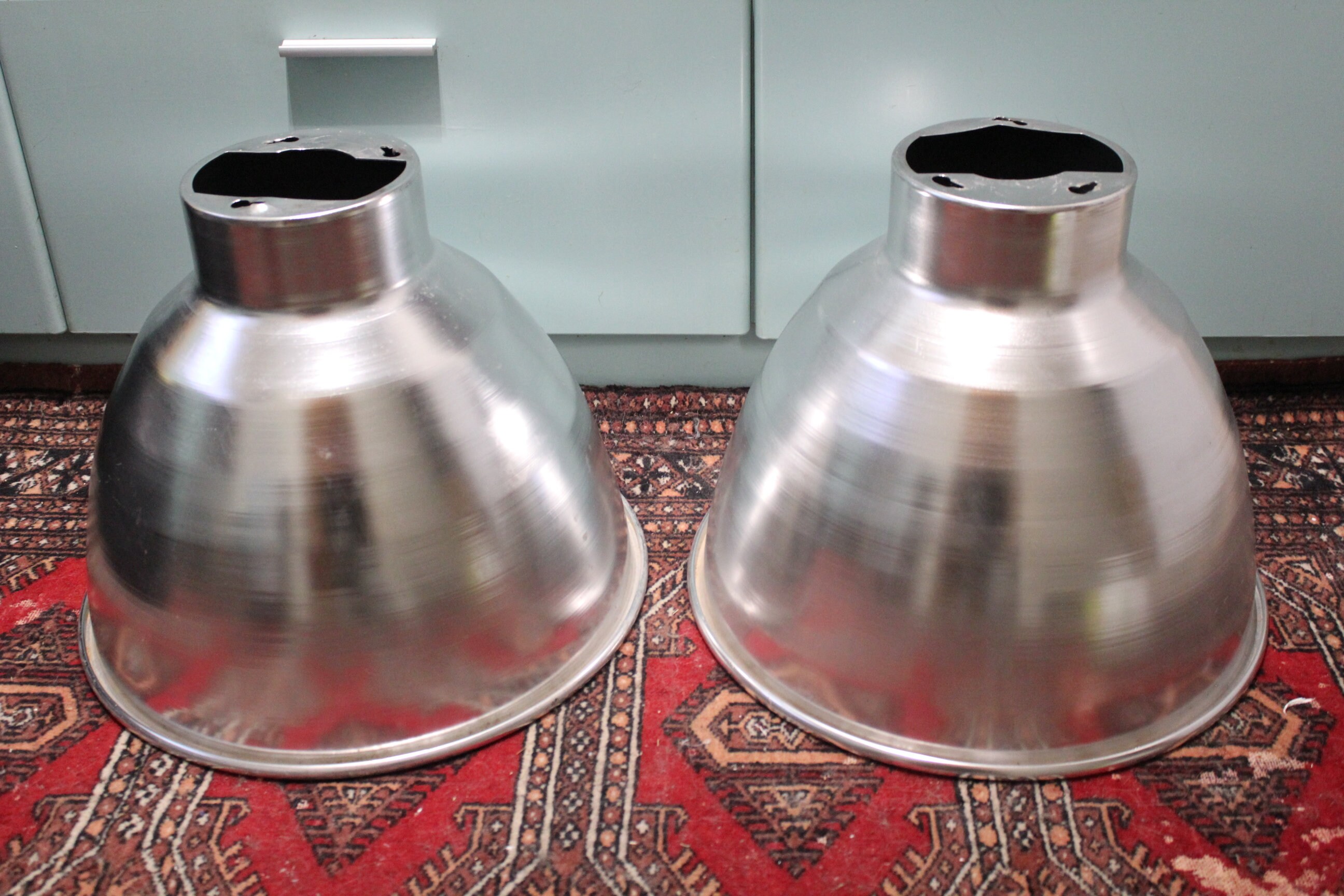 2 Cloches Lustres Industrielles Aluminium