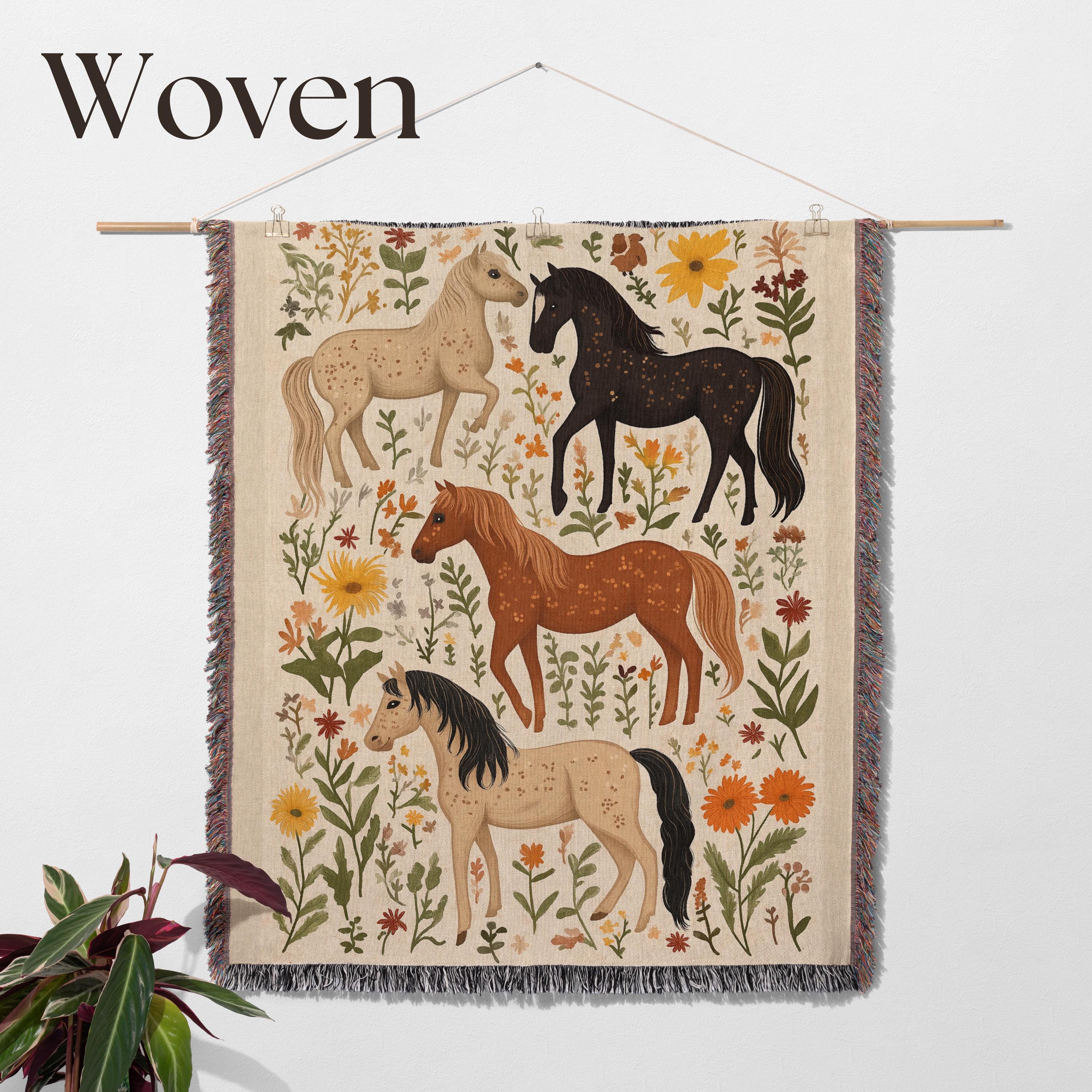 Horse Garden Quilted Blanket NCU0DV360