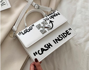 cash inside bolsa off white