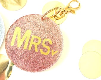 Llavero con letras en oro rosa y purpurina de la Sra. Block / Llavero de novia / Regalo de novia / Accesorios para despedida de soltera / Regalo de despedida de soltera
