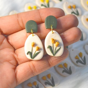 Polymer clay earrings / tulip earrings / costume jewelry / personalized handmade gift