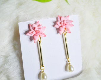 Handmade polymer clay spring earrings / Sakura earrings with pearl / original personalized women's gift