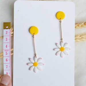 Handmade and customizable spring flower earrings / daisy and daisy earrings image 5