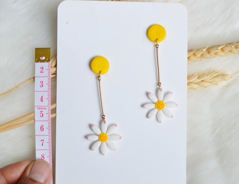 Handmade and customizable spring flower earrings / daisy and daisy earrings image 5
