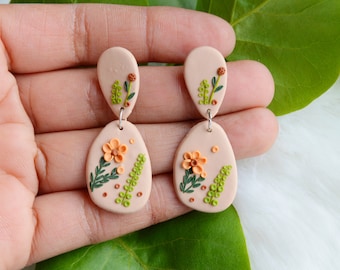 Pendientes de flores / Pendientes de arcilla polimérica / Bisutería / Regalo personalizado hecho a mano