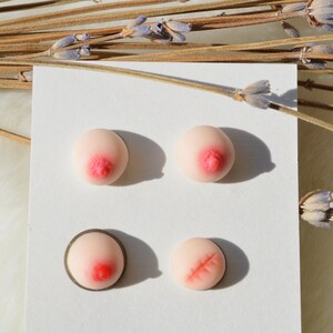 Earrings breasts women / sign Pink October /