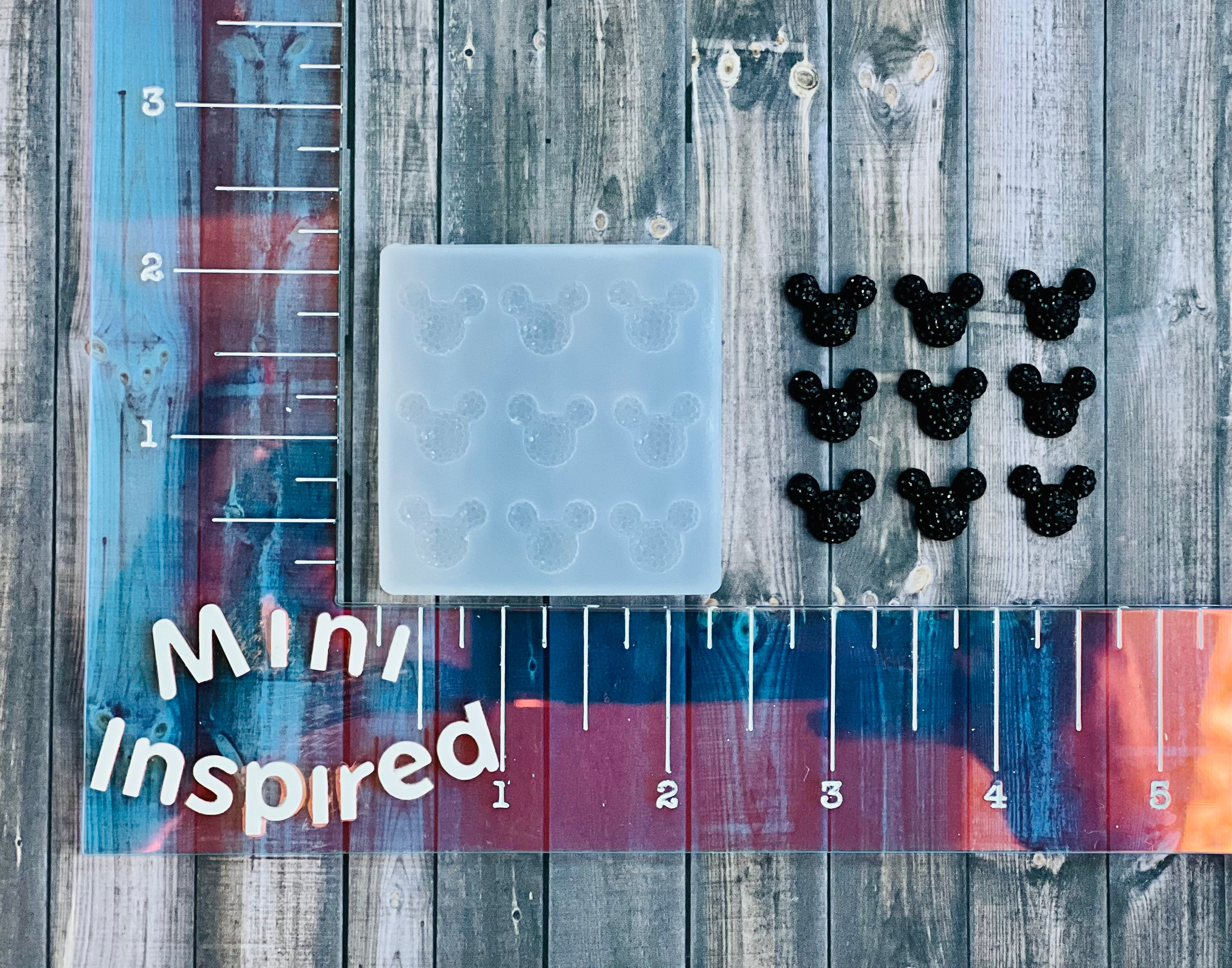 Small mouse earrings UV translucent silicone mold for UV or epoxy resin