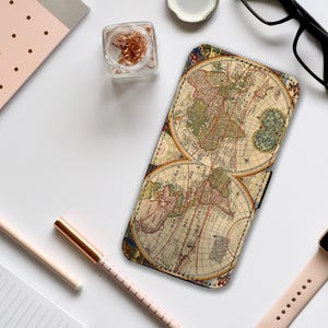 Funda para teléfono tipo billetera con insertos para tarjetas, funda para teléfono personalizada para iPhone y Samsung, mapa del mundo vintage: ¡agregue su nombre!