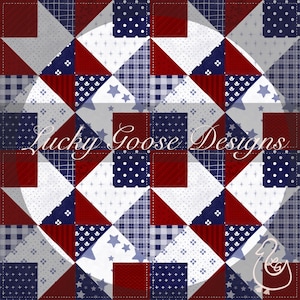 Puede incluir: Un patrón de colcha de retazos rojo, blanco y azul con un círculo en el centro. El círculo tiene el texto "Lucky Goose Designs" en una fuente blanca. El fondo es un patrón de retazos blanco, gris y azul.