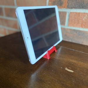 *Shown with Ipad Mini*