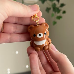 Bärenversteck Schlüsselanhänger | Polymer Clay Vorratsdose süßer kawaii Bär Schlüsselanhänger