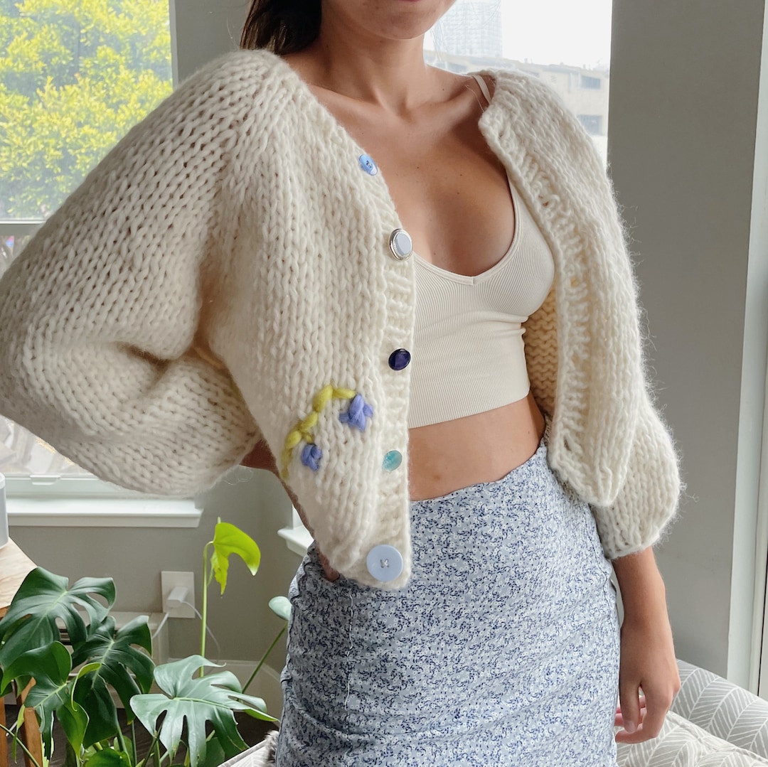 Knitting Pattern: Six Little Flowers Cardigan beginner - Etsy