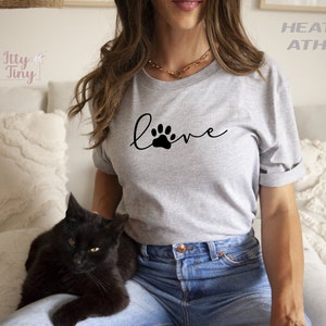 Love Paw Shirt, Dog Lover Shirt, Dog Mom Shirt, Animal Lover Shirt, Love Dog Shirt, T-shirt for Women, Men T-Shirt, Dog Shirts,