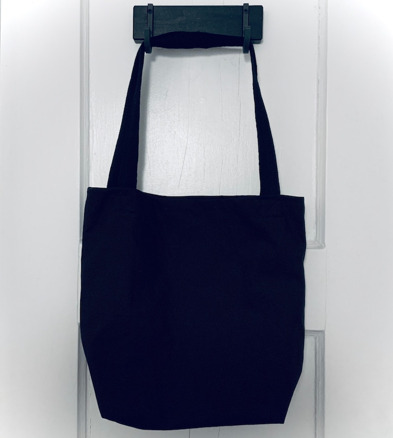 Angry Cat Face Black Shoulder Bag with Black Straps