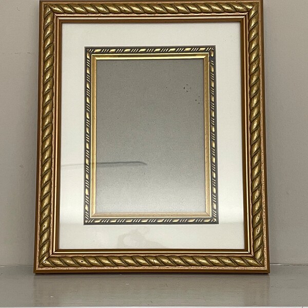 Vintage Gold Frame Matted to 5x7, Antique Picture Frame for 5x7 Photos