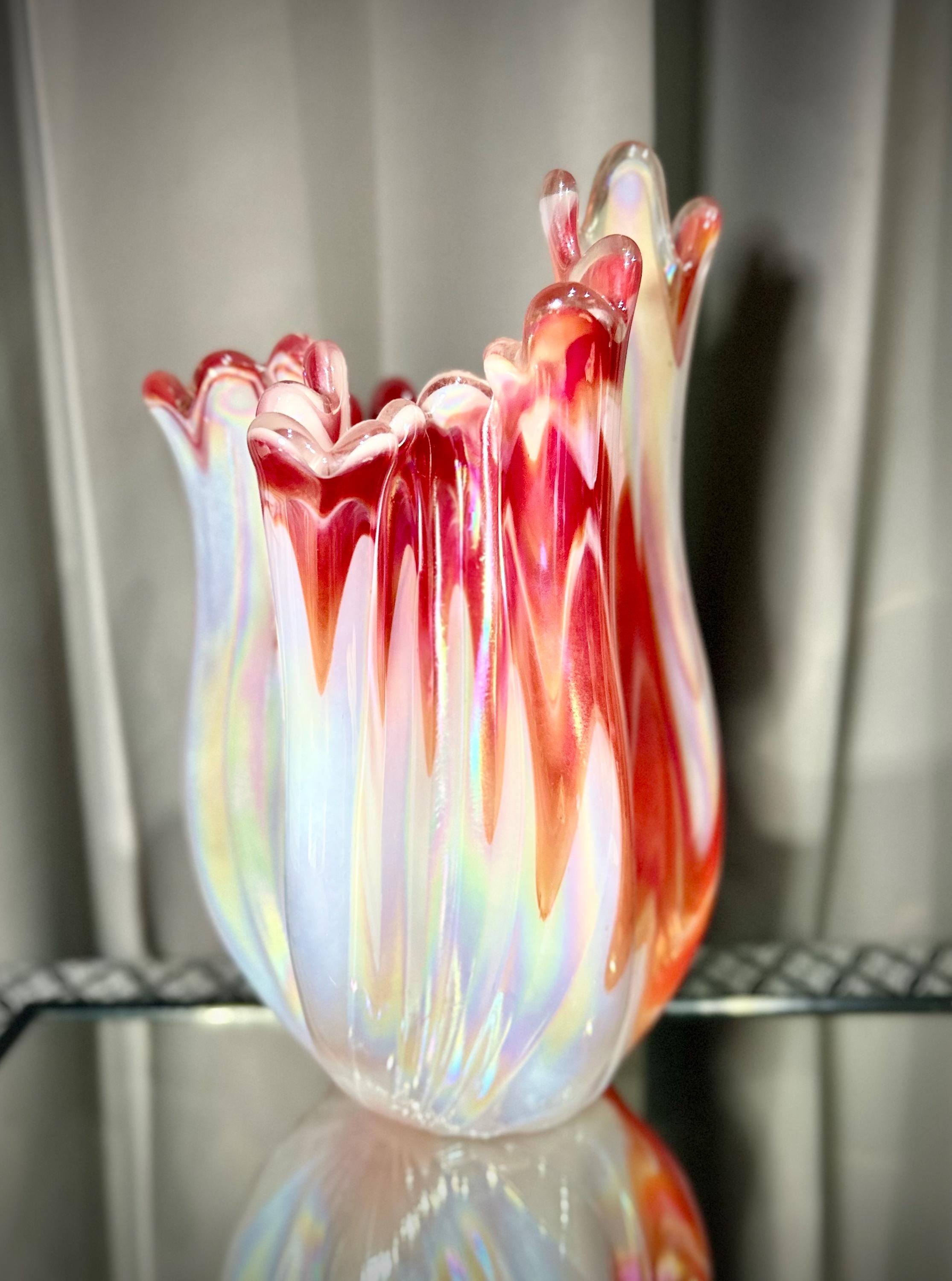 Vintage Kurata Craft Pearlecent Japan Red & Pearl White Vase
