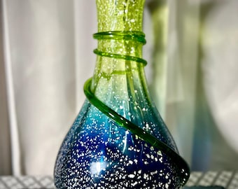 ヴィンテージ カメイ ガラスの花瓶 - Etsy 日本