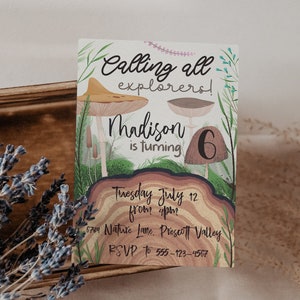 BEWERKBARE Outdoors verjaardagsfeestje uitnodiging | Bosjongenmeisje | Paddenstoelhout planten | Natuur digitale download afdrukbare sjabloon W-O