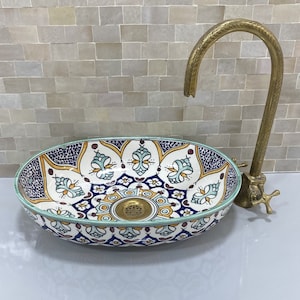 楕円形のシンク。洗面台シンク、モロッコミッドセンチュリーモダンバスルームシンク、セラミック洗面台、手作りセラミックシンク、化粧台シンク、カウンタートップ洗面台。