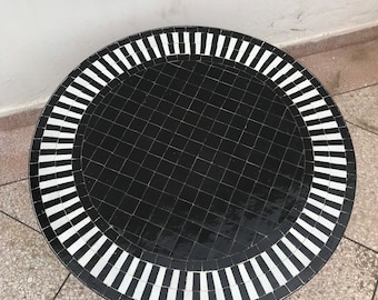 Amazing Moroccan mosaic table, outdoor table, luxury round table, handcrafted table, mosaic tile table, zellige table.