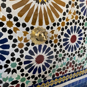 Moroccan mosaic fountain.mosaic tile fountain , indoor water fountain, interior decor , terrace indoor and outdoor decor. image 2