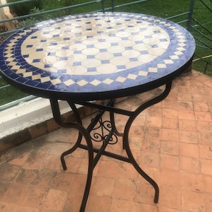 Amazing Moroccan mosaic table, outdoor table, luxury round table, handcrafted table, mosaic tile table, zellige table.