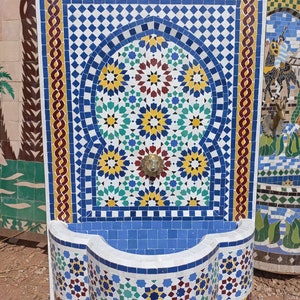 Moroccan mosaic fountain. Mosaic fountain for your garden Or for your interior and exterior. Garden and terrace interior decor. image 1