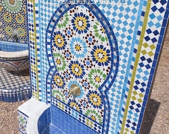 Fuente de mosaico marroquí. Fuente de mosaico para tu jardín o para tu interior y exterior. Decoración interior de jardín y terraza.