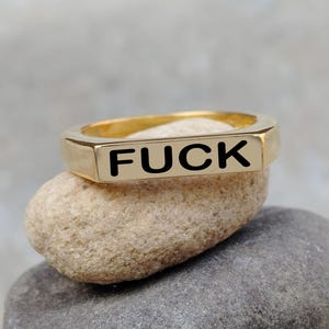 Anillo "Fuck Off", anillo de plata esterlina, anillo grabado personalizado, anillo "Fuck It", joyería "Fuck Off", anillo de plata "Fuck This", regalo para ella