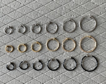 Créoles non percées minimalistes de 2 mm - Ensemble de boucles d'oreilles à clip unisexe en argent, or, noir