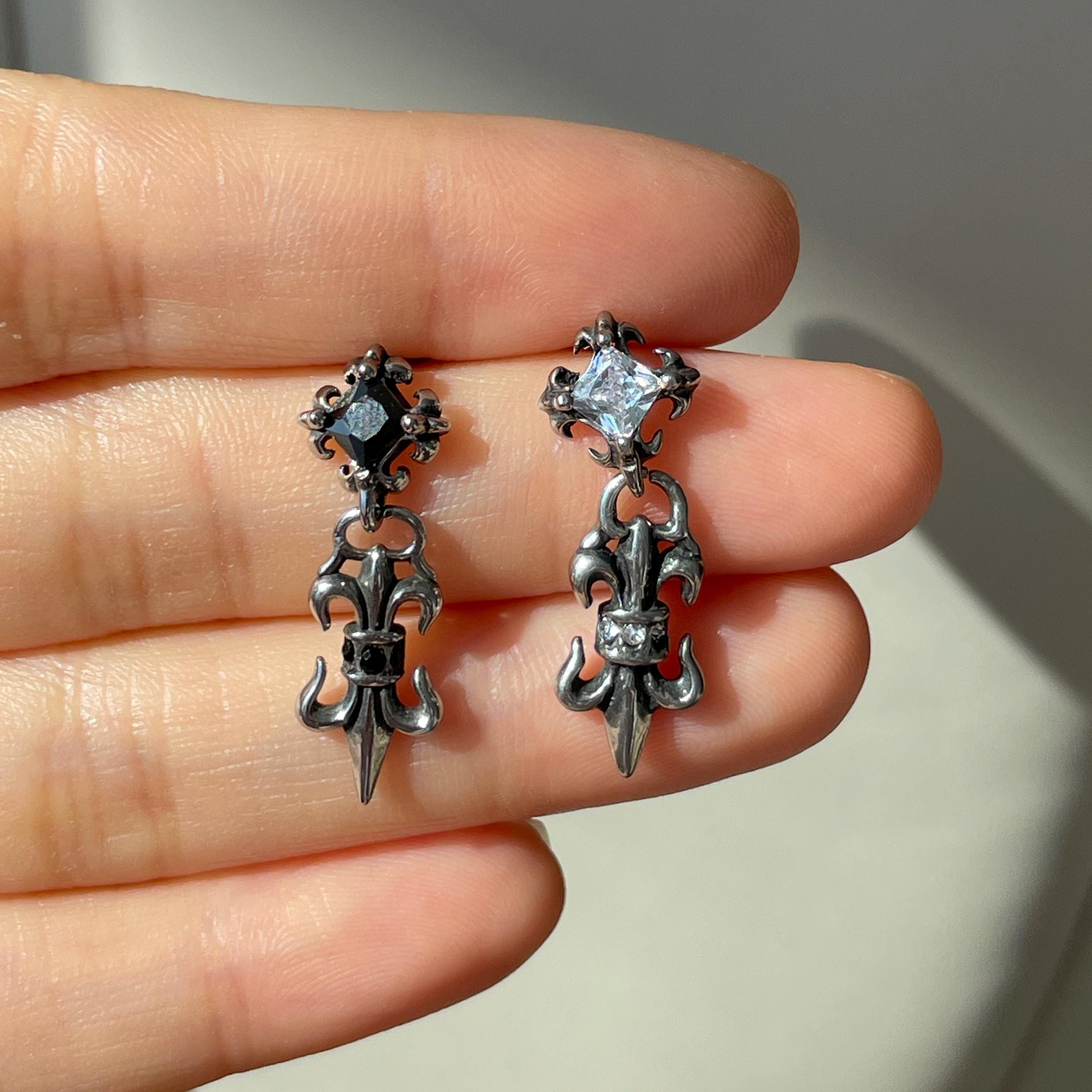 Fleur De Lis Inspired Dangle Earrings - Gothic Romance