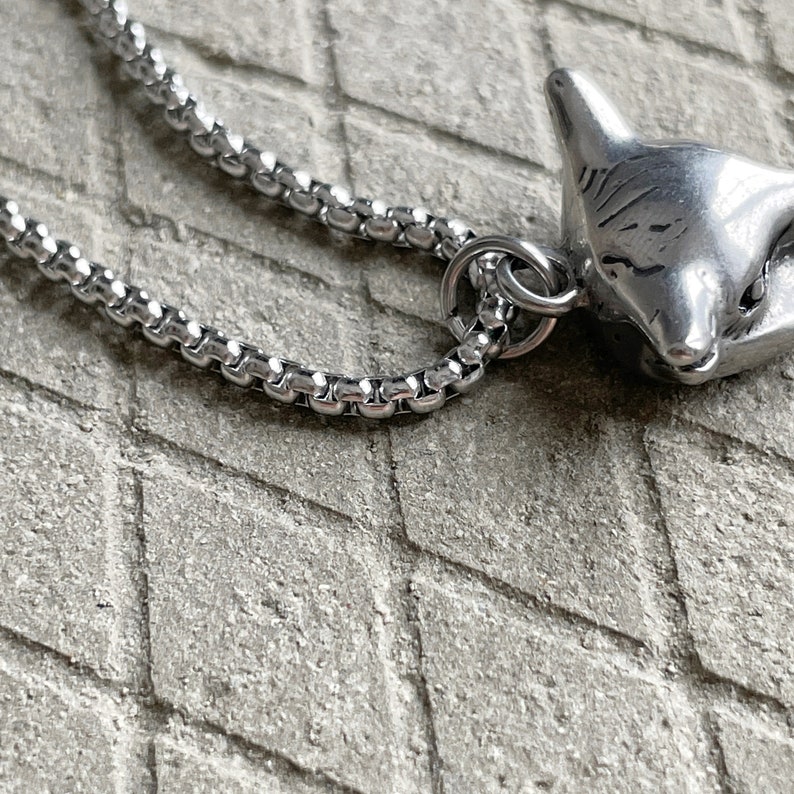 Boho Bull Head Necklace For Men-Taurus Head Pendant Necklace-Round Box Chain Pendant Necklace-Longhorn Necklace-Hipster Cow Head Pendant