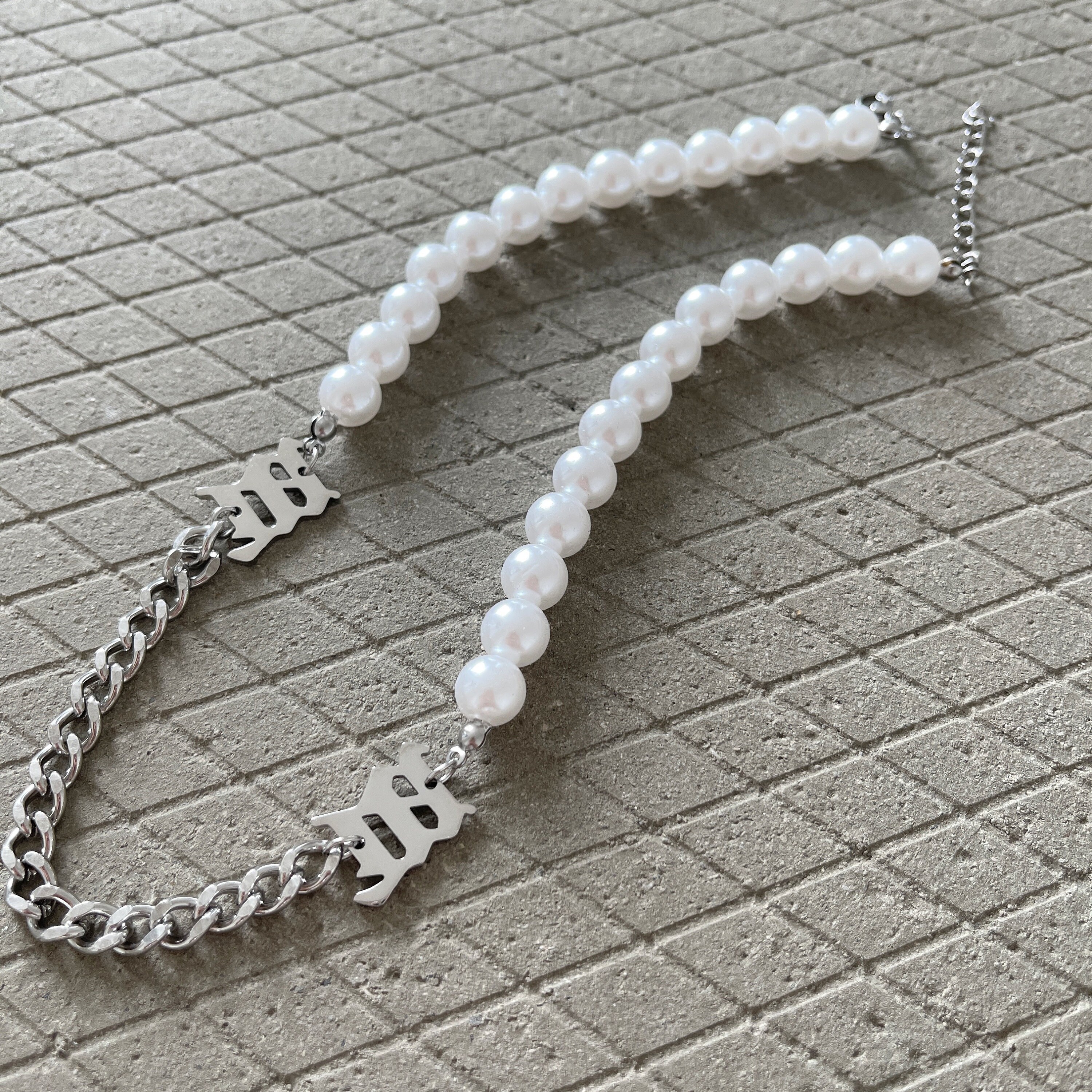 Pearl Punk Necklace - Edgy Unisex Jewelry With Steel Chain