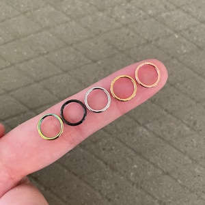 Zierlicher Rose Gold Nasen Ring Minimalistischer Hinged Hoop für Knorpel & Helix Piercings Bild 7